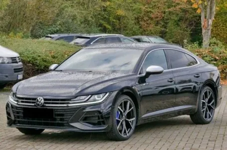 Volkswagen Arteon R 2.0 TSI 4Motion =Panorama= Distronic Гаранция