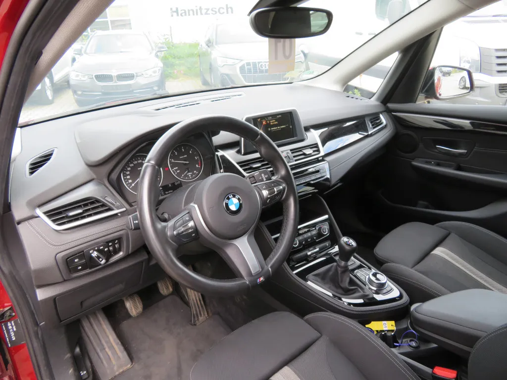 BMW 218 ACTIVE TOURER D SPORT LINE*NAVI*KEYGO*AHK* Image 4