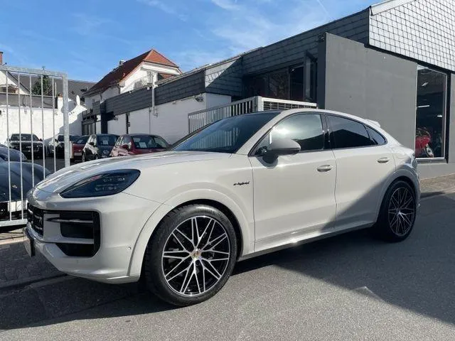 PORSCHE Cayenne Image 3